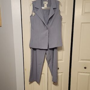 LEI Women's Elegant 4 Piece Gray Pinstripe Pantsuit